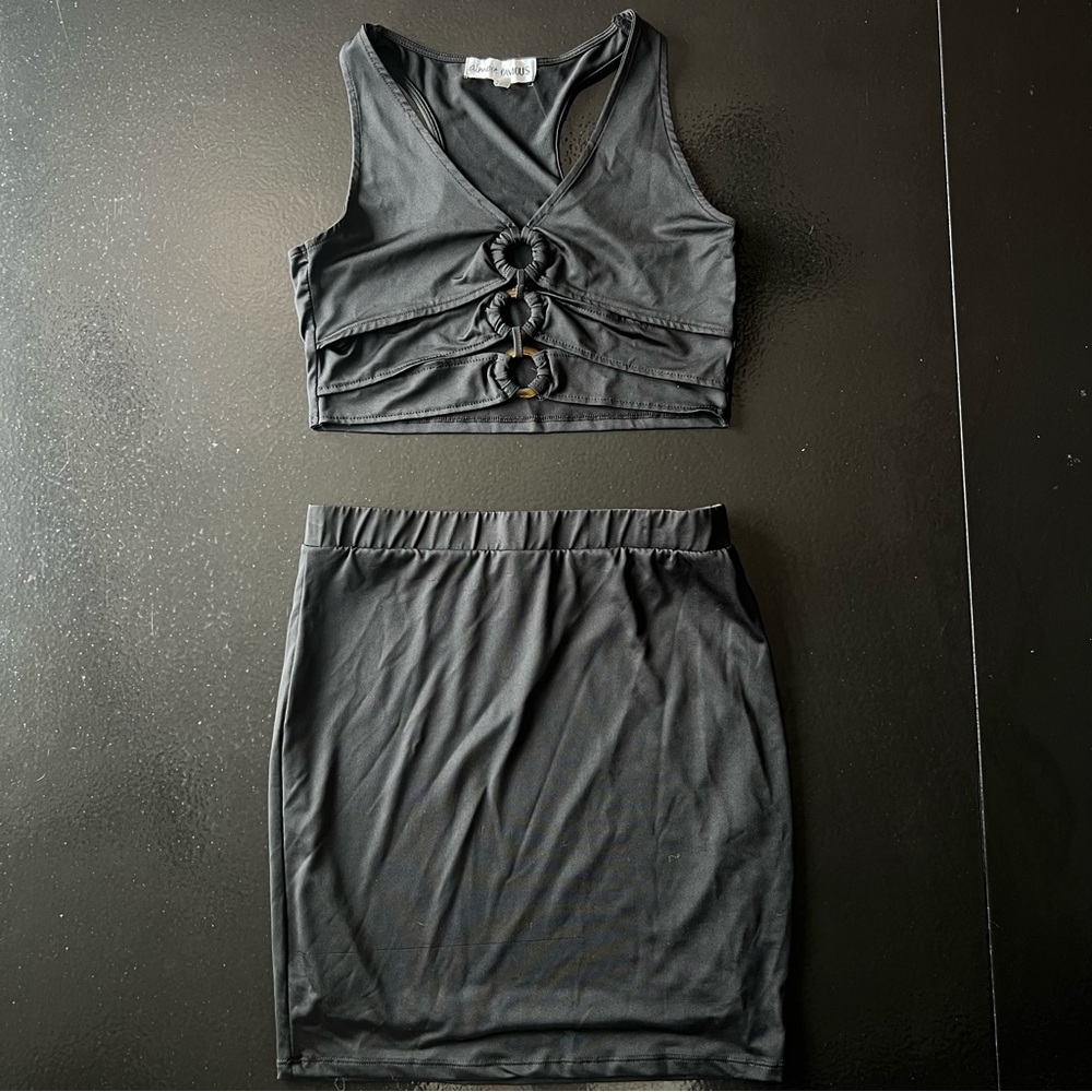 Never Worn Black Ring-Detail Crop Top & Pencil Skirt Set Almost Famous Large